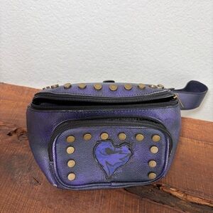Disney Store Descendants 3 Evie Mal Fanny Pack Belt Purse Waist Bag Purple Studs